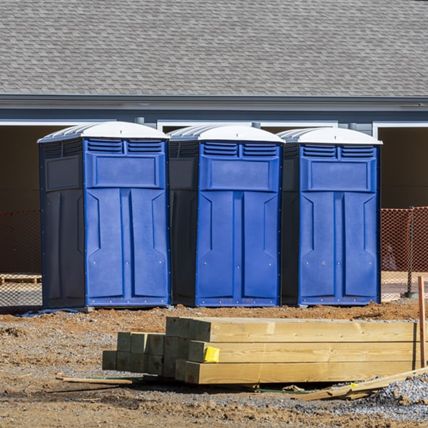 how can i report damages or issues with the porta potties during my rental period in Wendell Idaho
